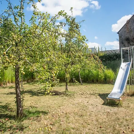 In For 21 People Denee